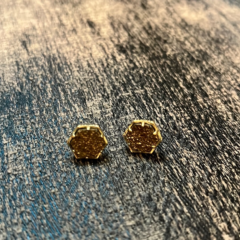 Kendra Scott stud earrings
